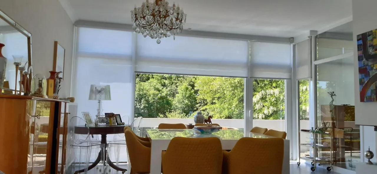 Magnifique Appartement- Brussels Expo Laeken 0*,  בלגיה